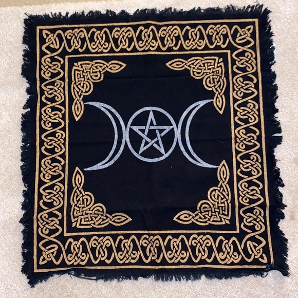 New Age Versatile Home Decor - Picture 2 of 4